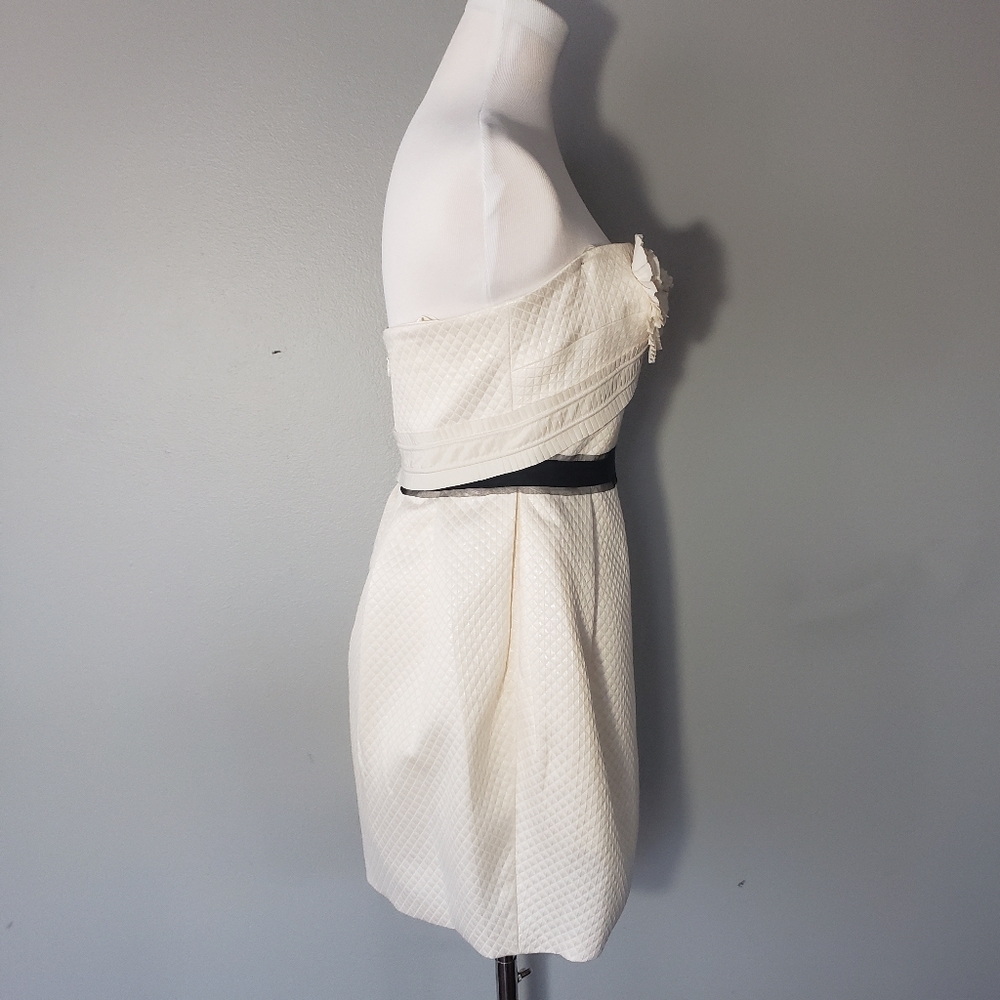 BCBG MAXAZRIA STRAPLESS DRESS - Picture 4 of 6